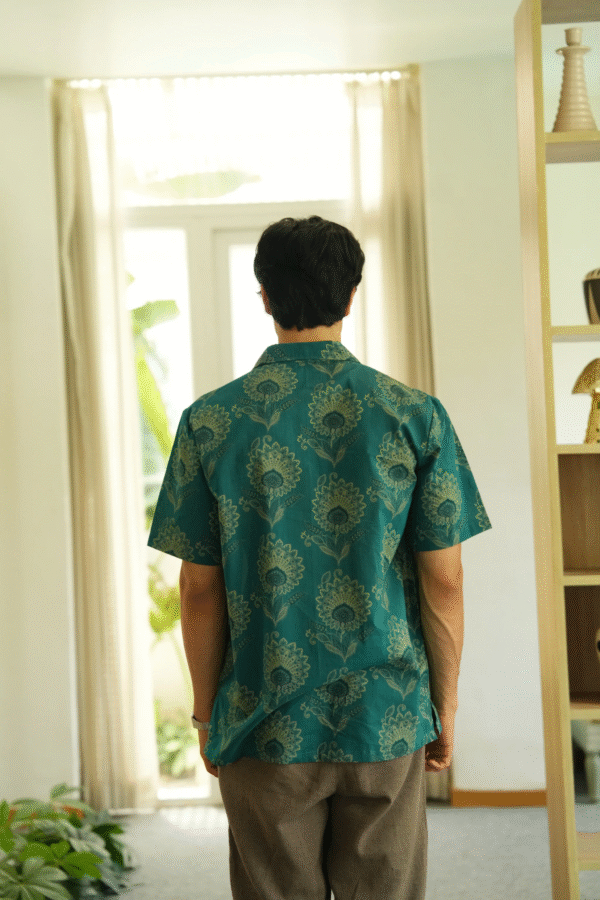 teal bloom statement shirt