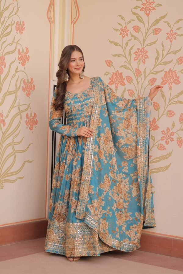 Gown silk - Image 16