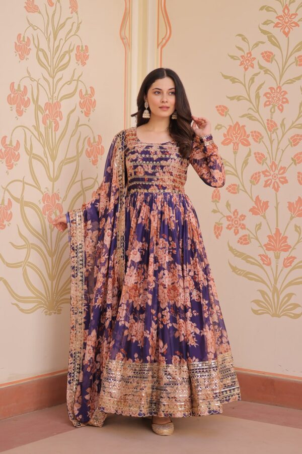 Gown silk - Image 14